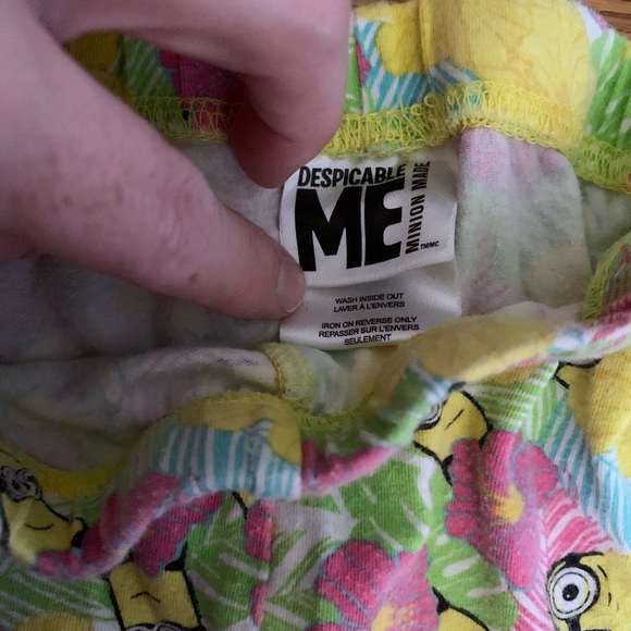 Girls Minion Bike Shorts - Picture 4 of 5